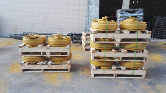 2 Years After Service Hardness Depth 8-12mm Front Idler for D10N D10R Dozer Bulldozer
